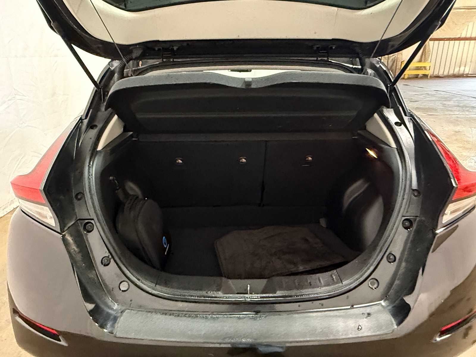 Thumbnail: 2019 Nissan Leaf - 7