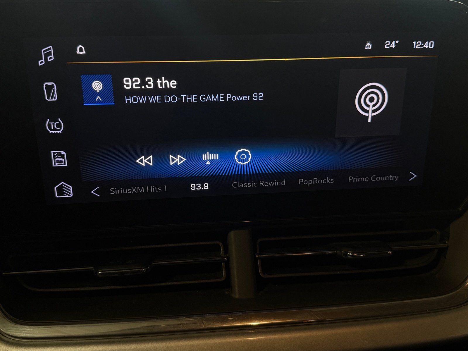 Thumbnail: 2025 Chevrolet Trax - 4