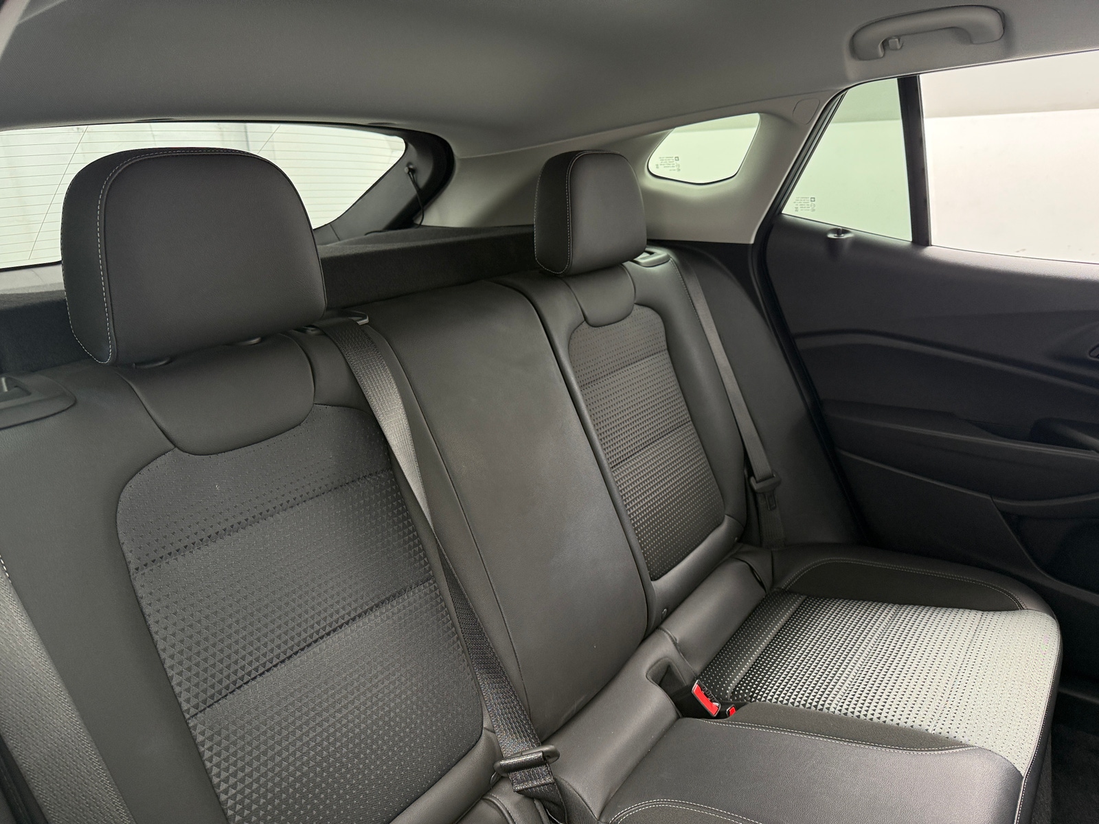 Thumbnail: 2025 Chevrolet Trax - 6