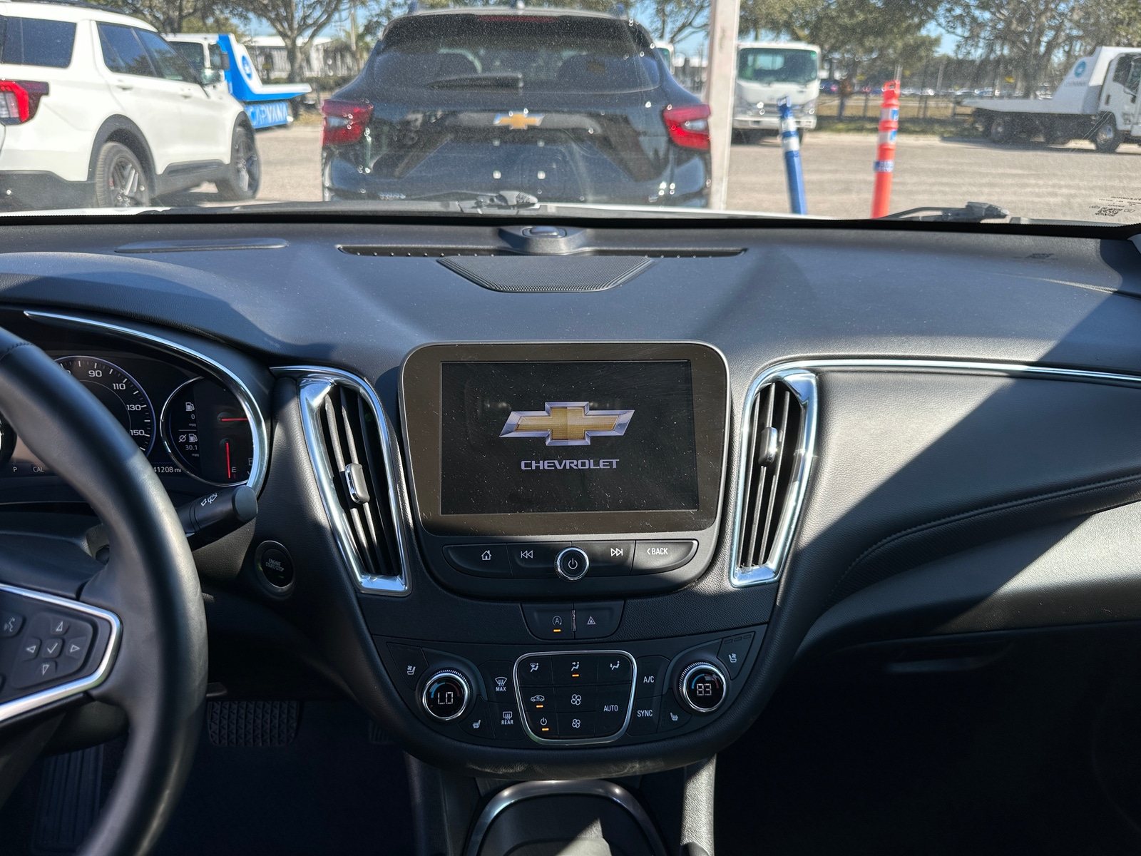 Thumbnail: 2024 Chevrolet Malibu - 3