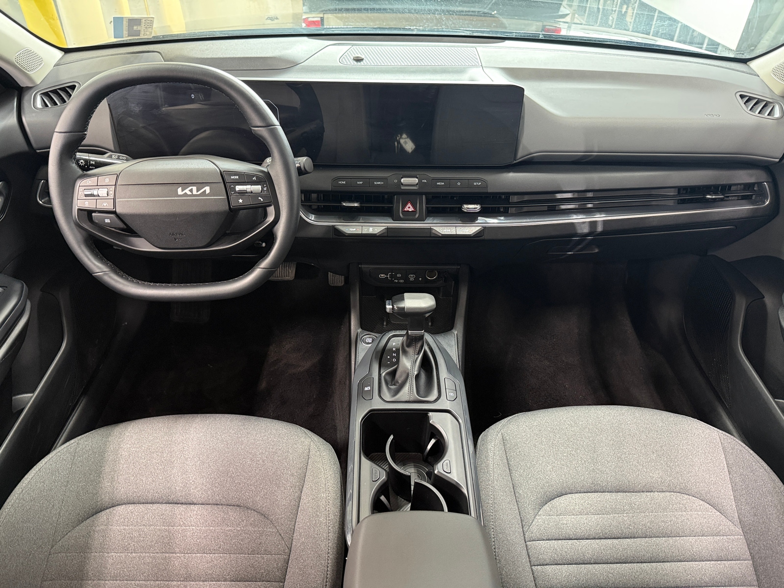 Thumbnail: 2025 Kia K4 - 3