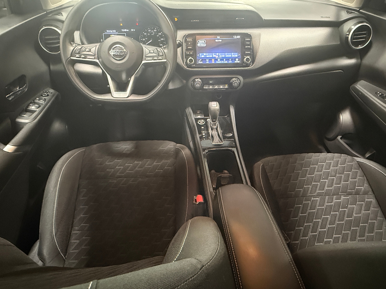 Thumbnail: 2021 Nissan Kicks - 3