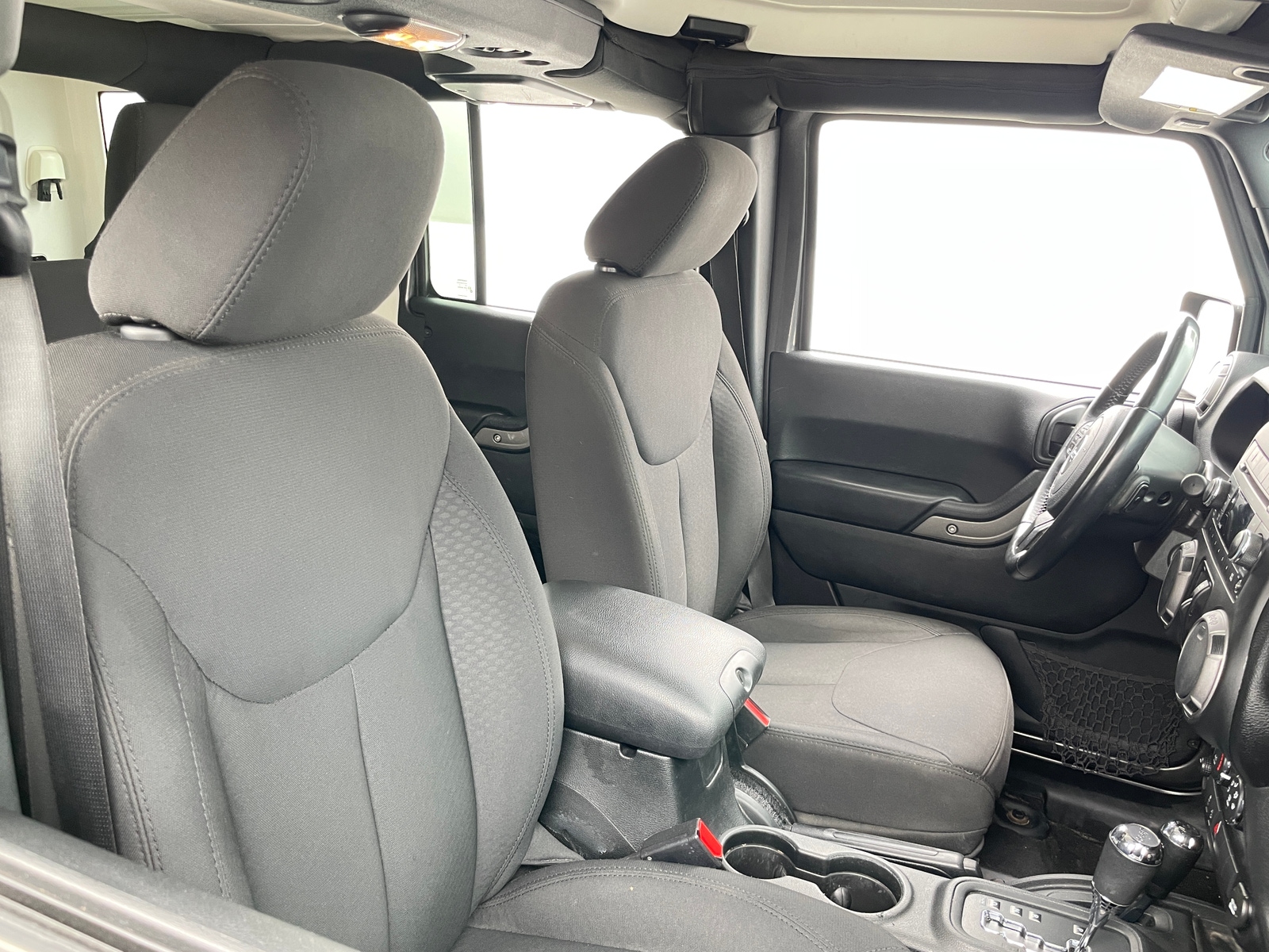 Thumbnail: 2016 Jeep Wrangler - 2