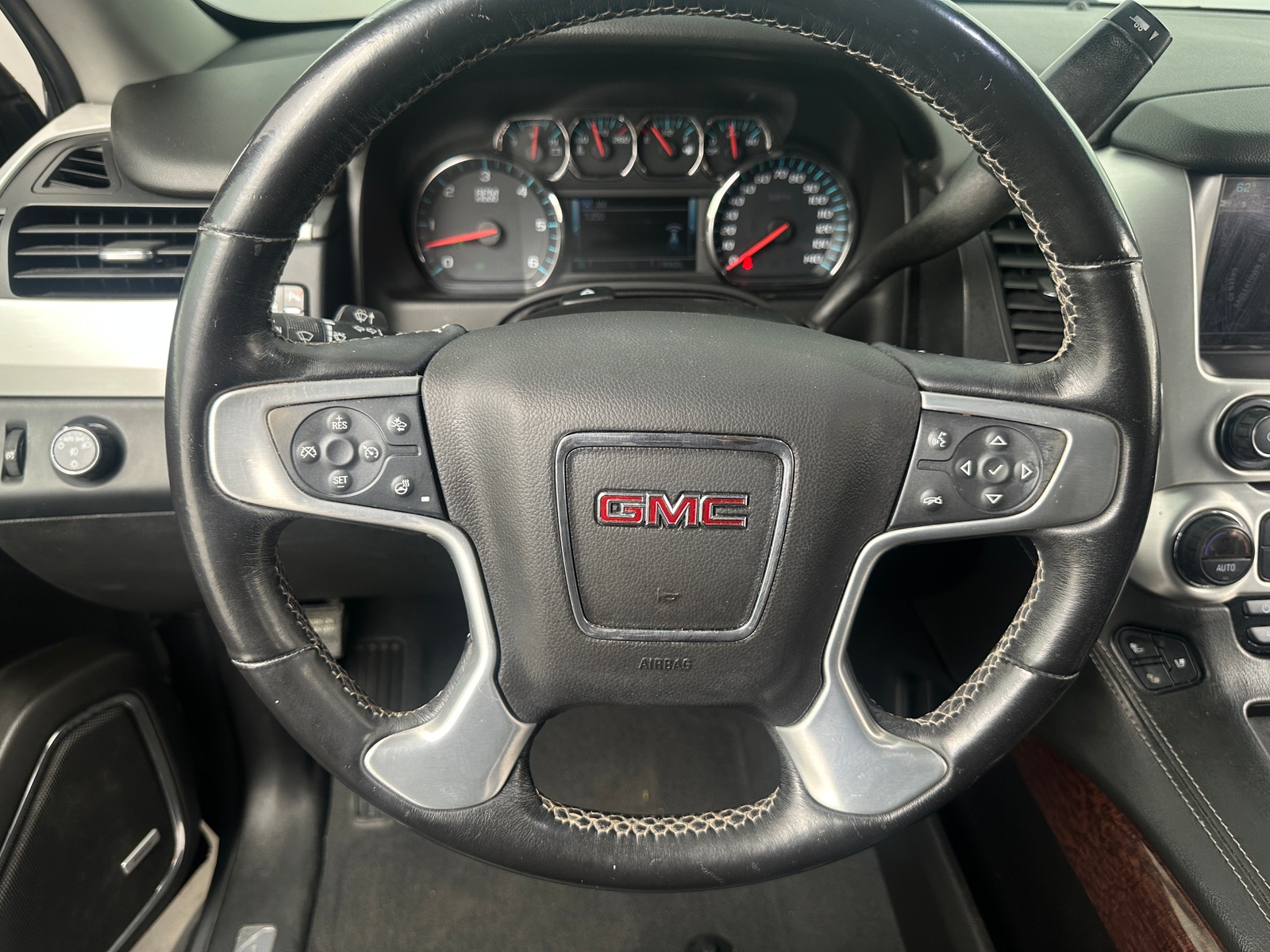 Thumbnail: 2019 GMC Yukon - 4