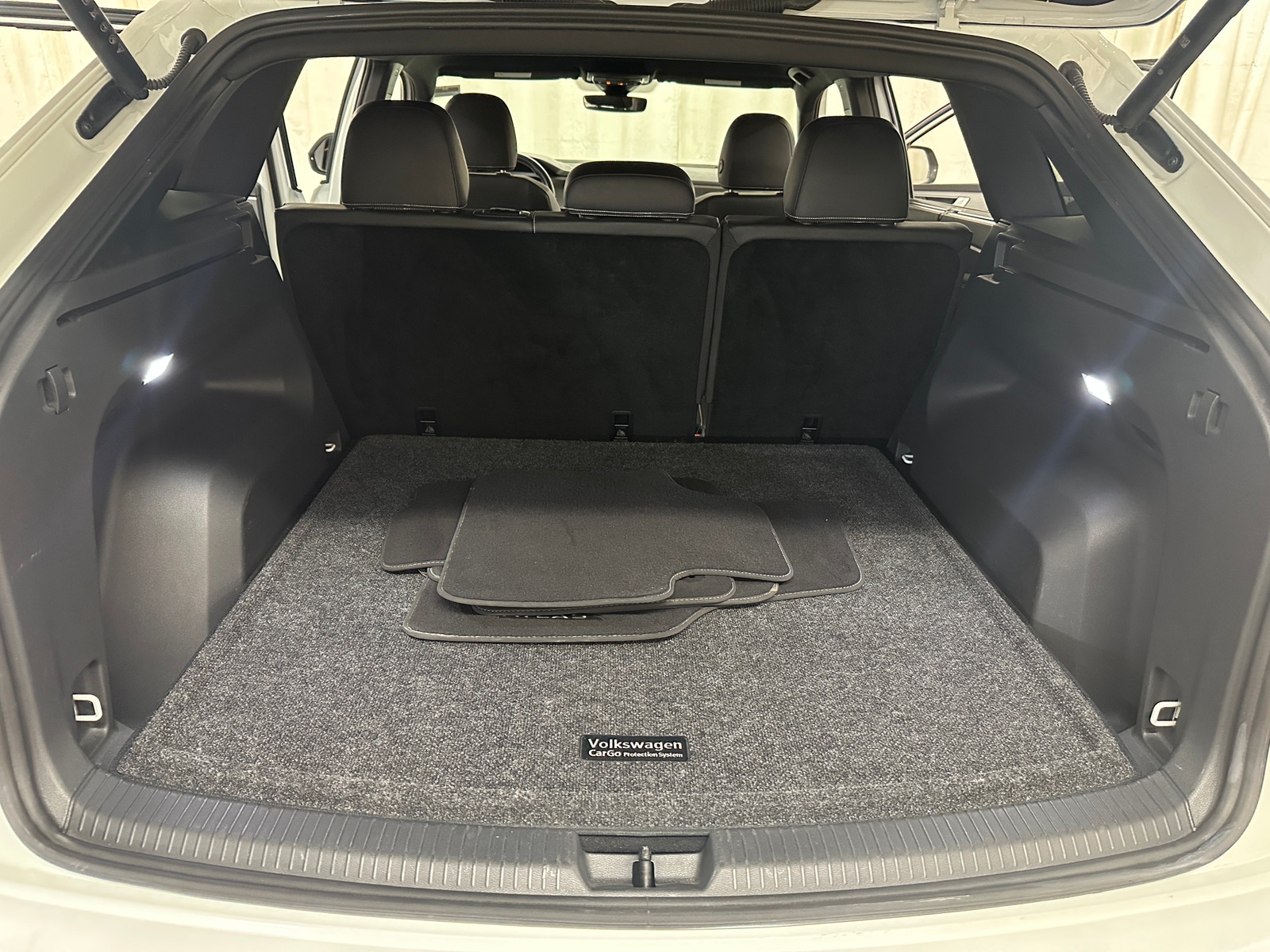 Thumbnail: 2025 Volkswagen Atlas - 6