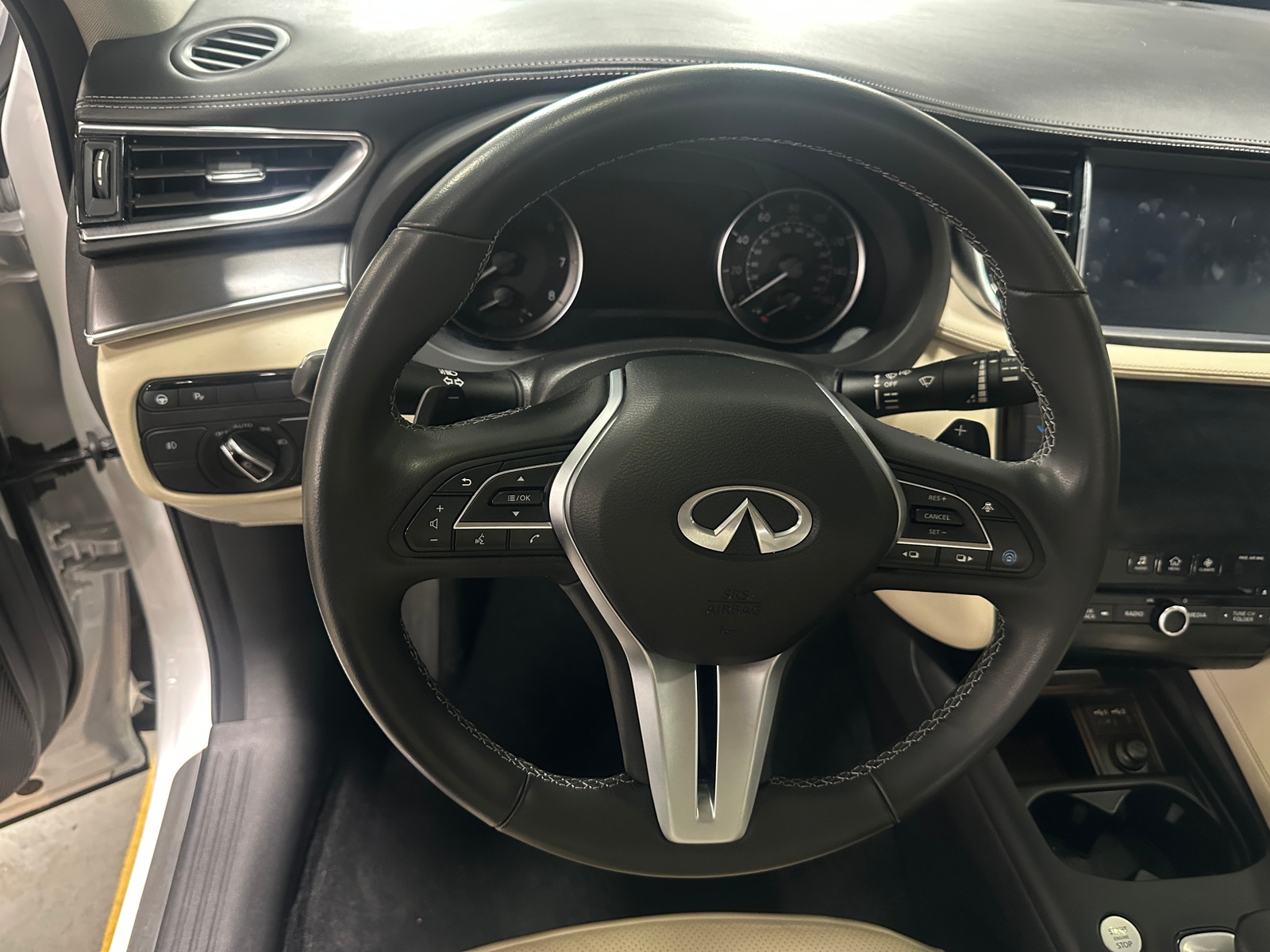 Thumbnail: 2022 INFINITI QX50 - 4