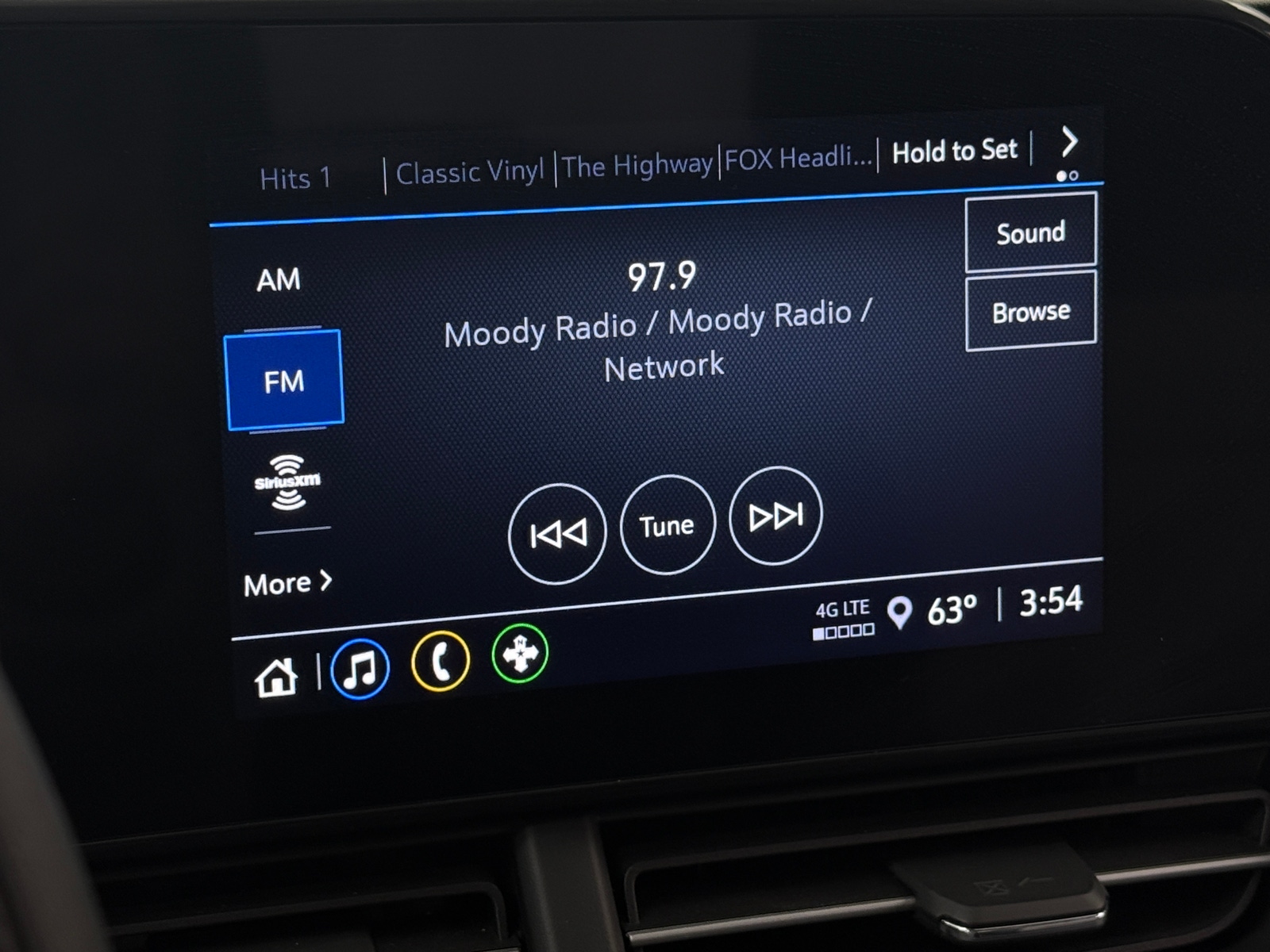 Thumbnail: 2025 Chevrolet Trax - 4