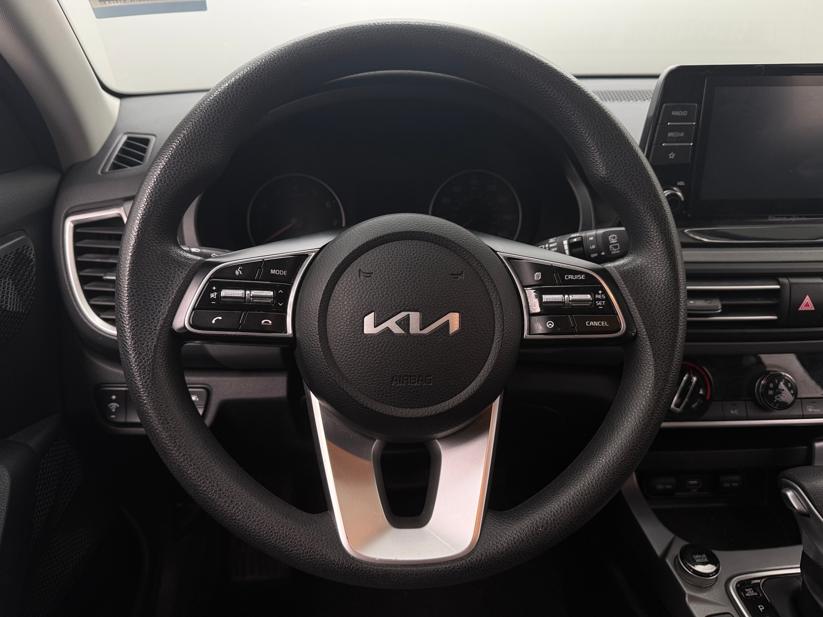 Thumbnail: 2022 Kia Seltos - 5