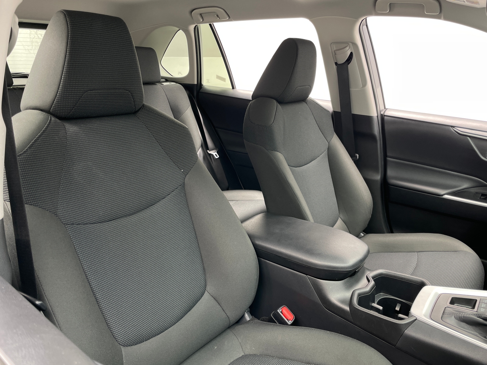 Thumbnail: 2025 Toyota RAV4 - 2