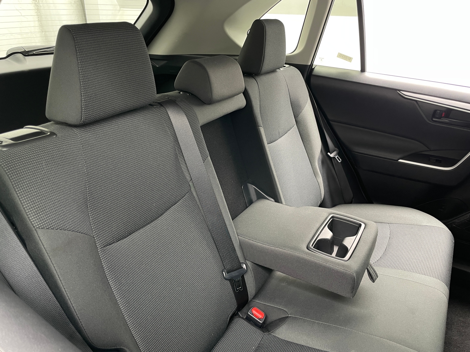 Thumbnail: 2025 Toyota RAV4 - 6