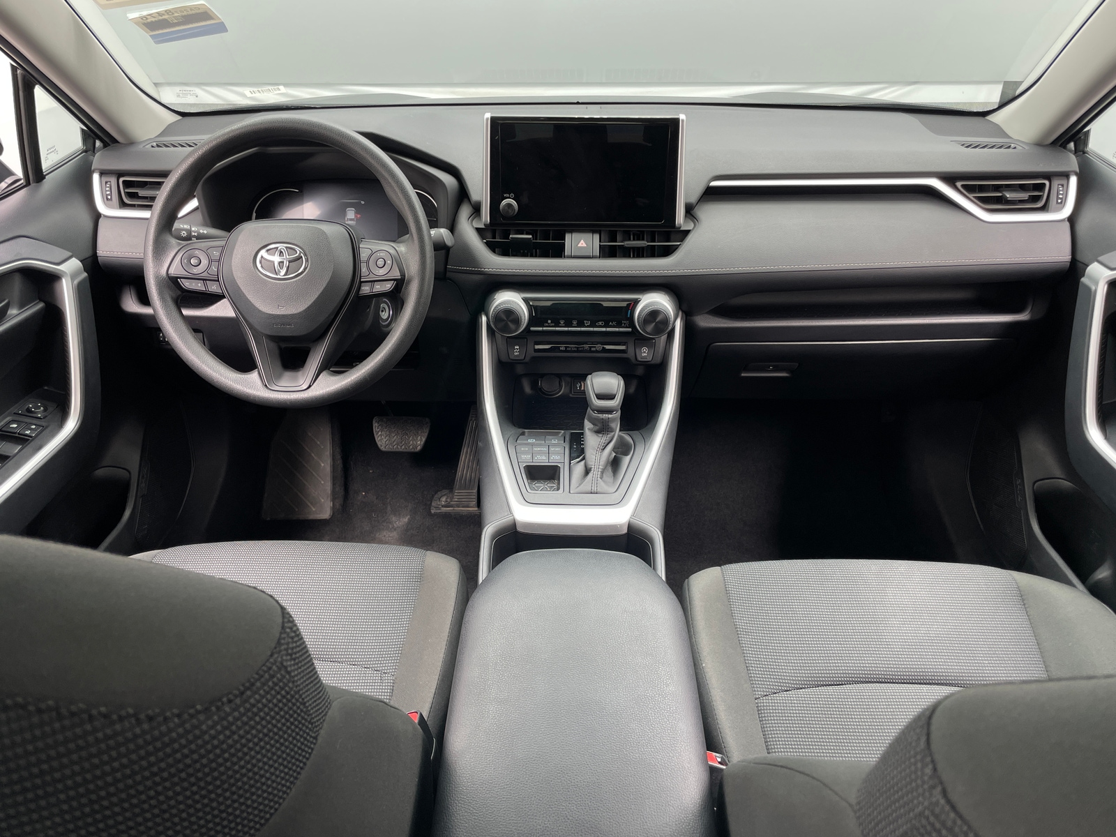 Thumbnail: 2025 Toyota RAV4 - 3