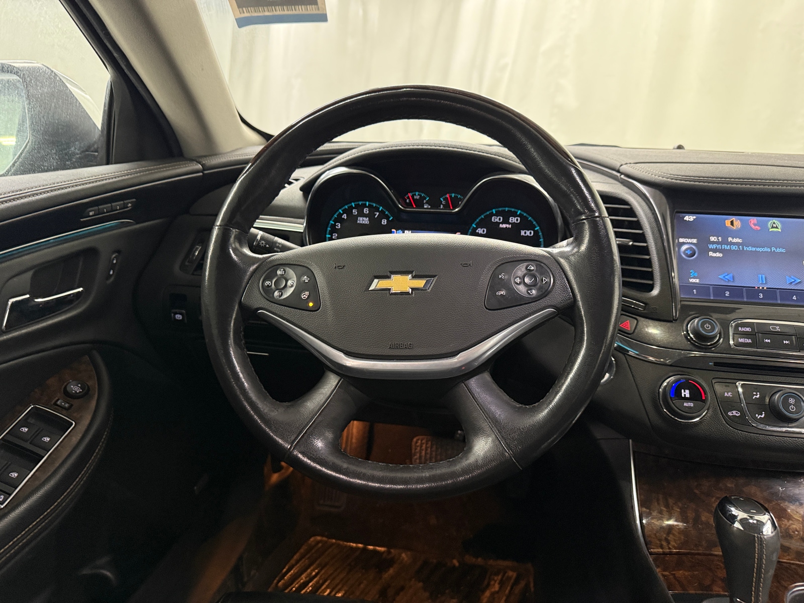 Thumbnail: 2014 Chevrolet Impala - 4