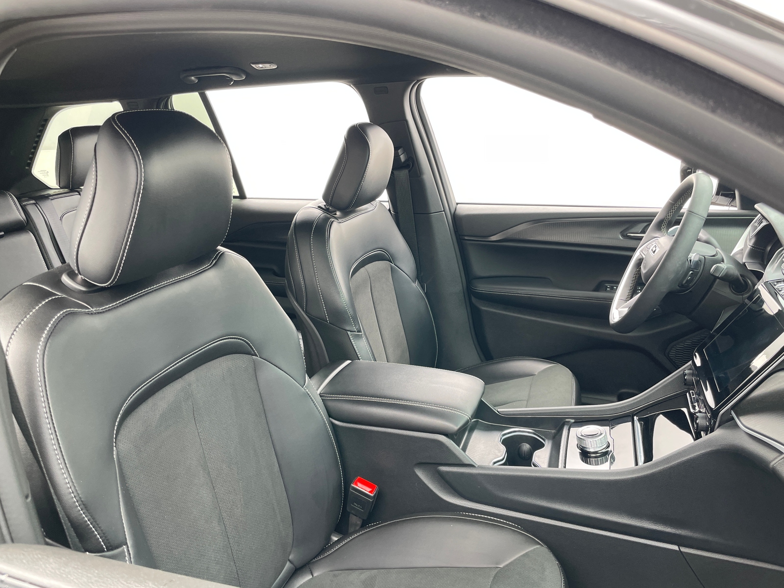 Thumbnail: 2025 Jeep Grand Cherokee - 2