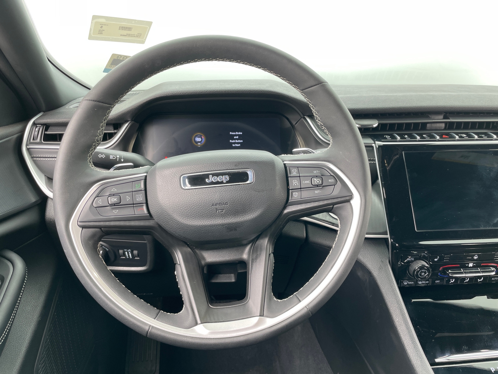 Thumbnail: 2025 Jeep Grand Cherokee - 5