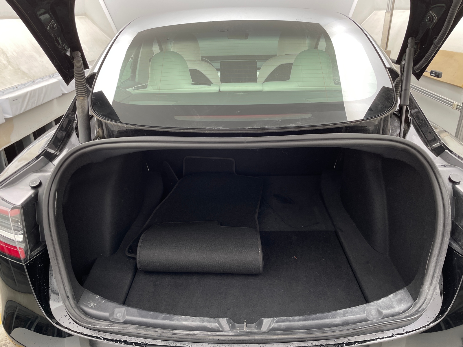 Thumbnail: 2022 Tesla Model 3 - 6