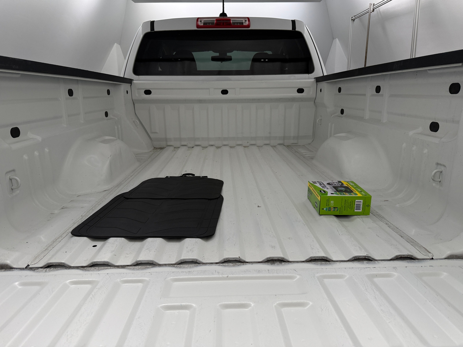 Thumbnail: 2022 Chevrolet Colorado - 7