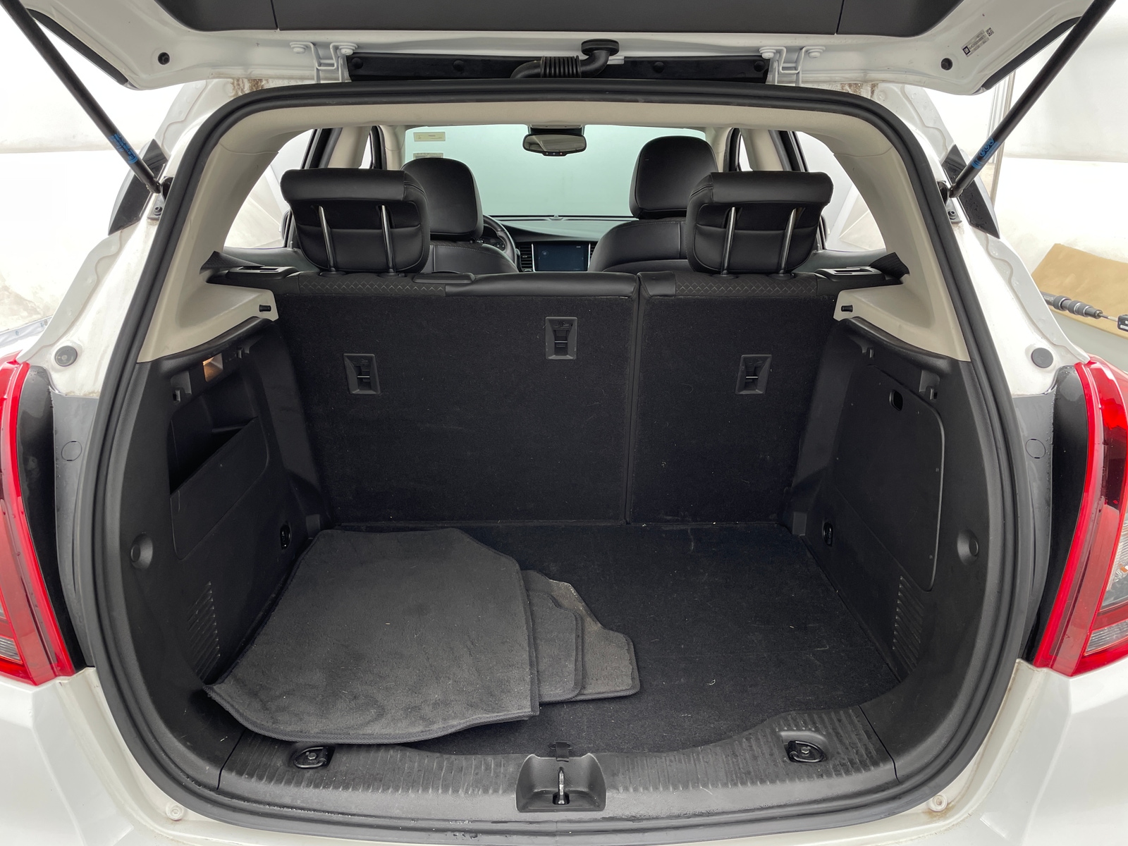 Thumbnail: 2019 Buick Encore - 7