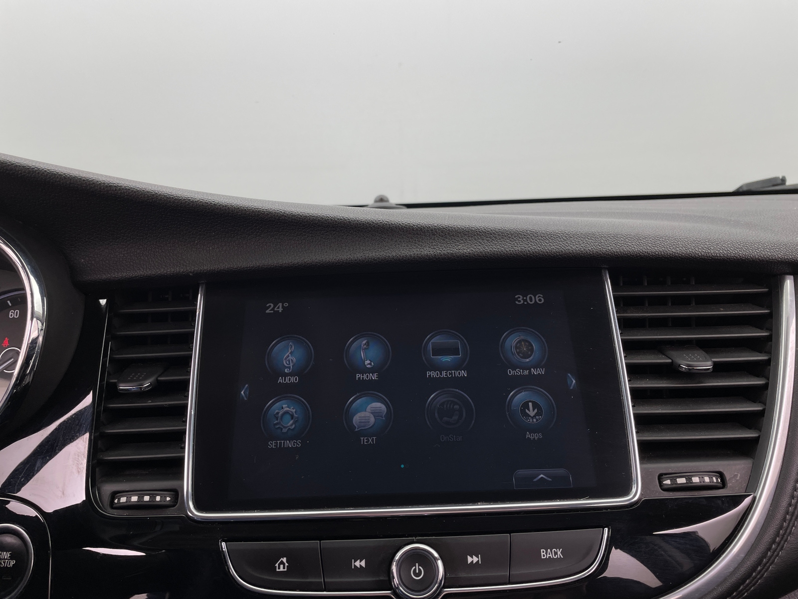 Thumbnail: 2019 Buick Encore - 4