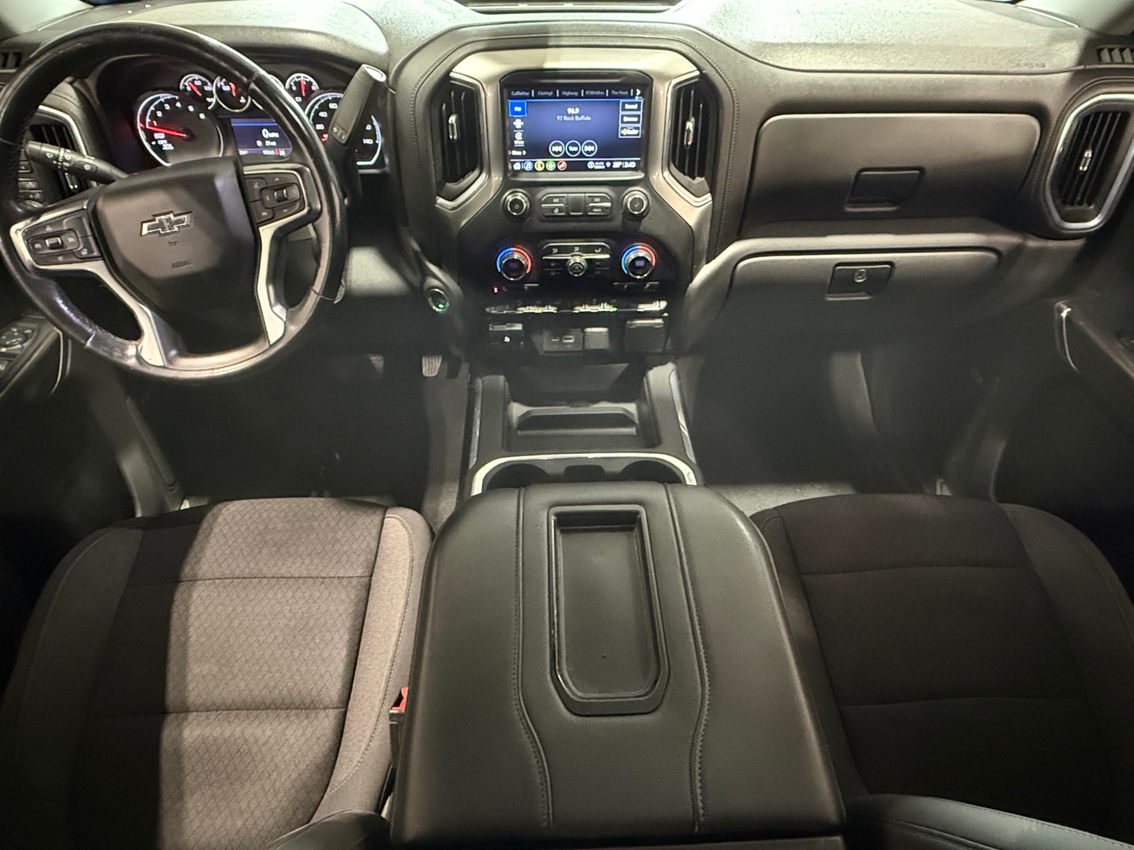 Thumbnail: 2021 Chevrolet Silverado 1500 - 3