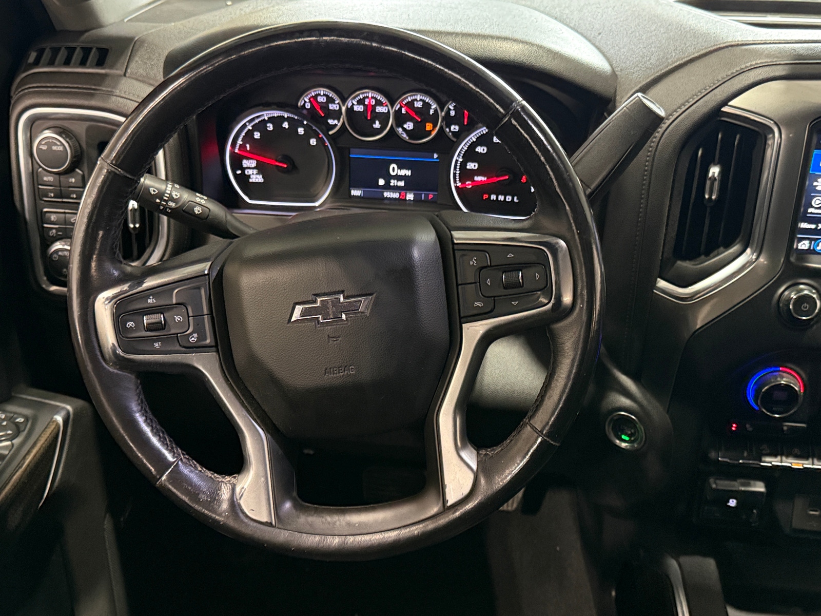 Thumbnail: 2021 Chevrolet Silverado 1500 - 5