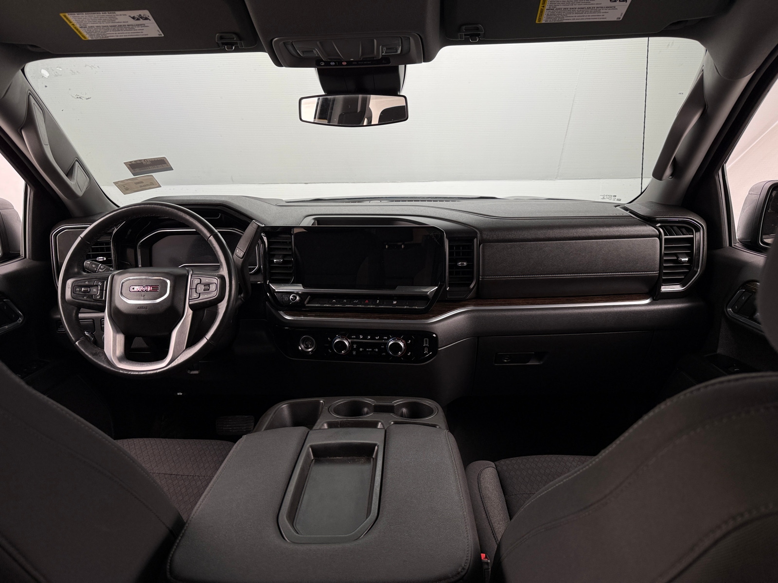 Thumbnail: 2022 GMC Sierra 1500 - 3