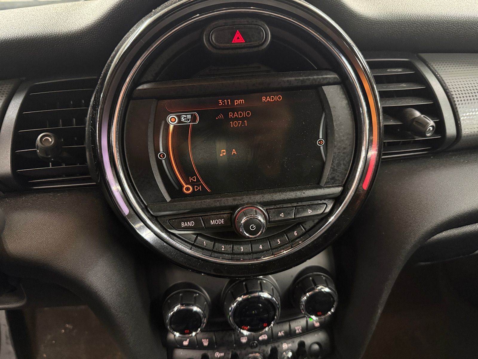 Thumbnail: 2018 MINI Cooper Hardtop - 3