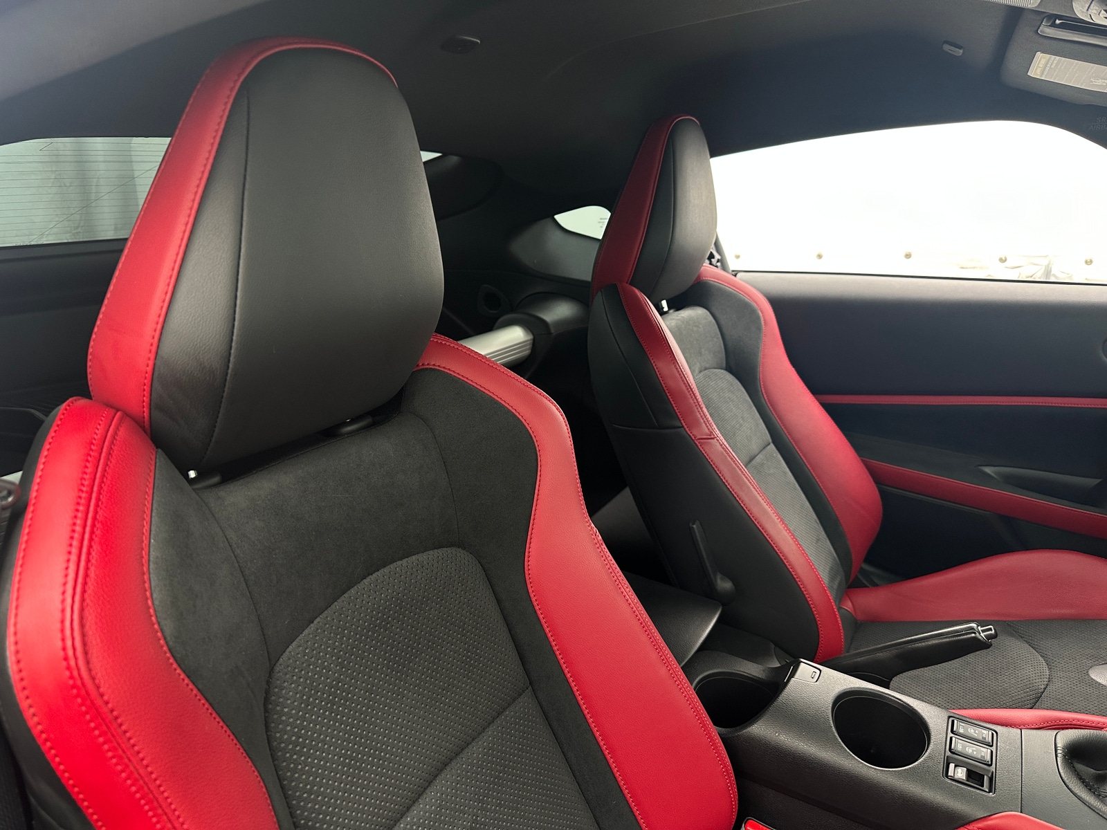 Thumbnail: 2024 Nissan Z - 2