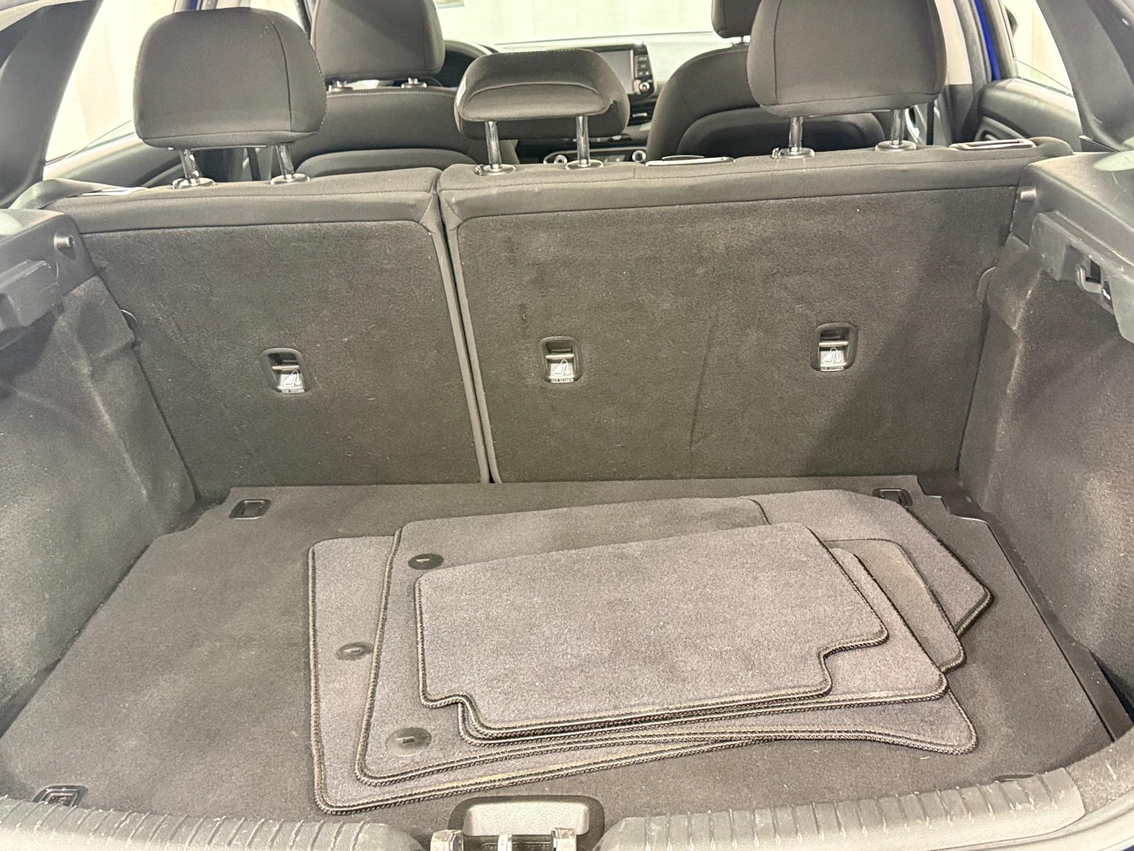 Thumbnail: 2020 Hyundai Elantra - 7