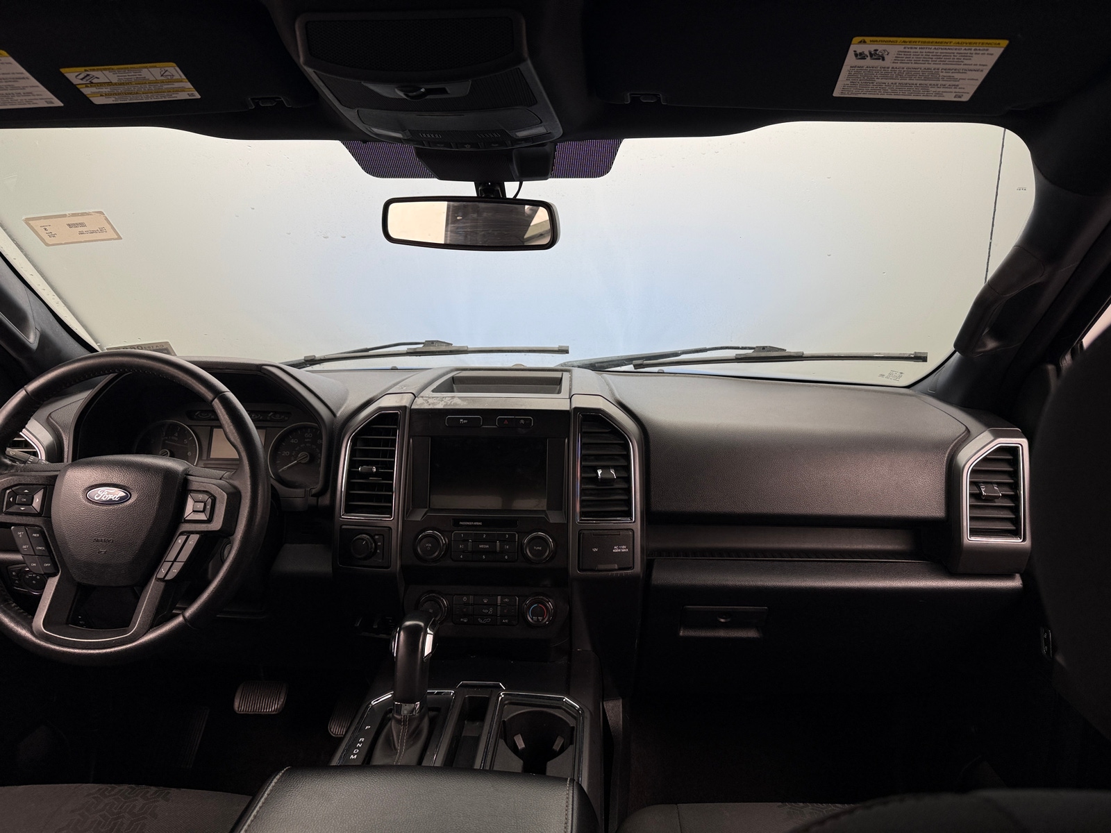 Thumbnail: 2019 Ford Econoline - 3