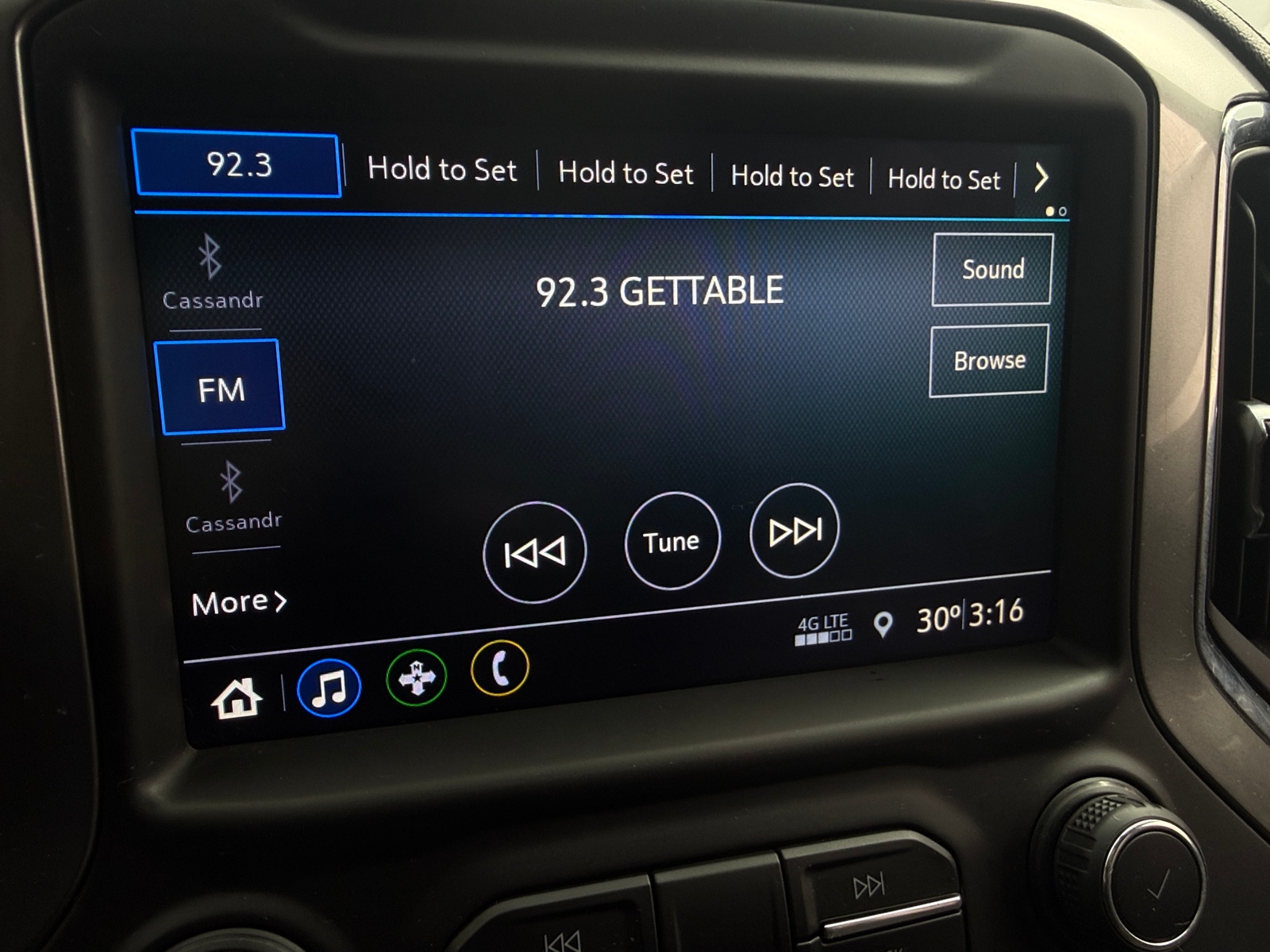 Thumbnail: 2019 Chevrolet Silverado 1500 - 4