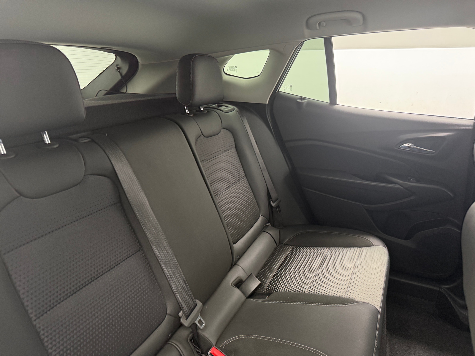 Thumbnail: 2025 Chevrolet Trax - 6