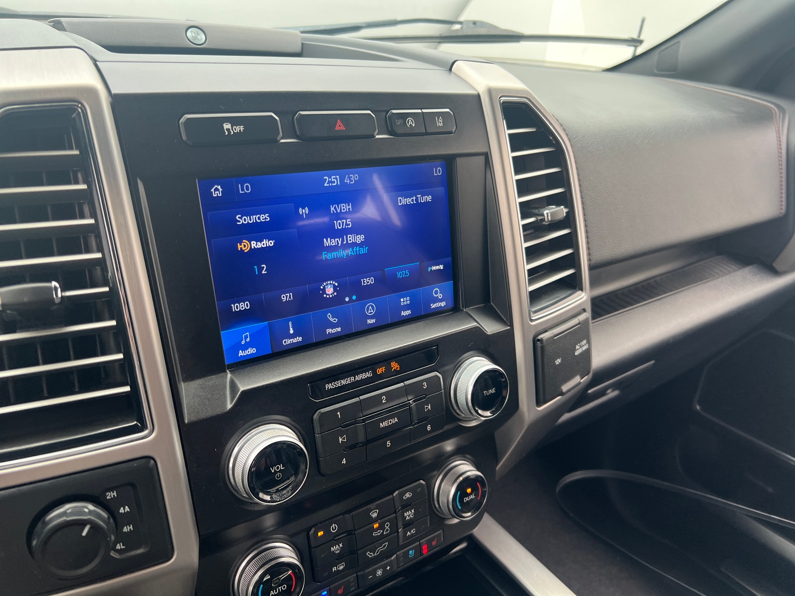 Thumbnail: 2020 Ford Econoline - 3