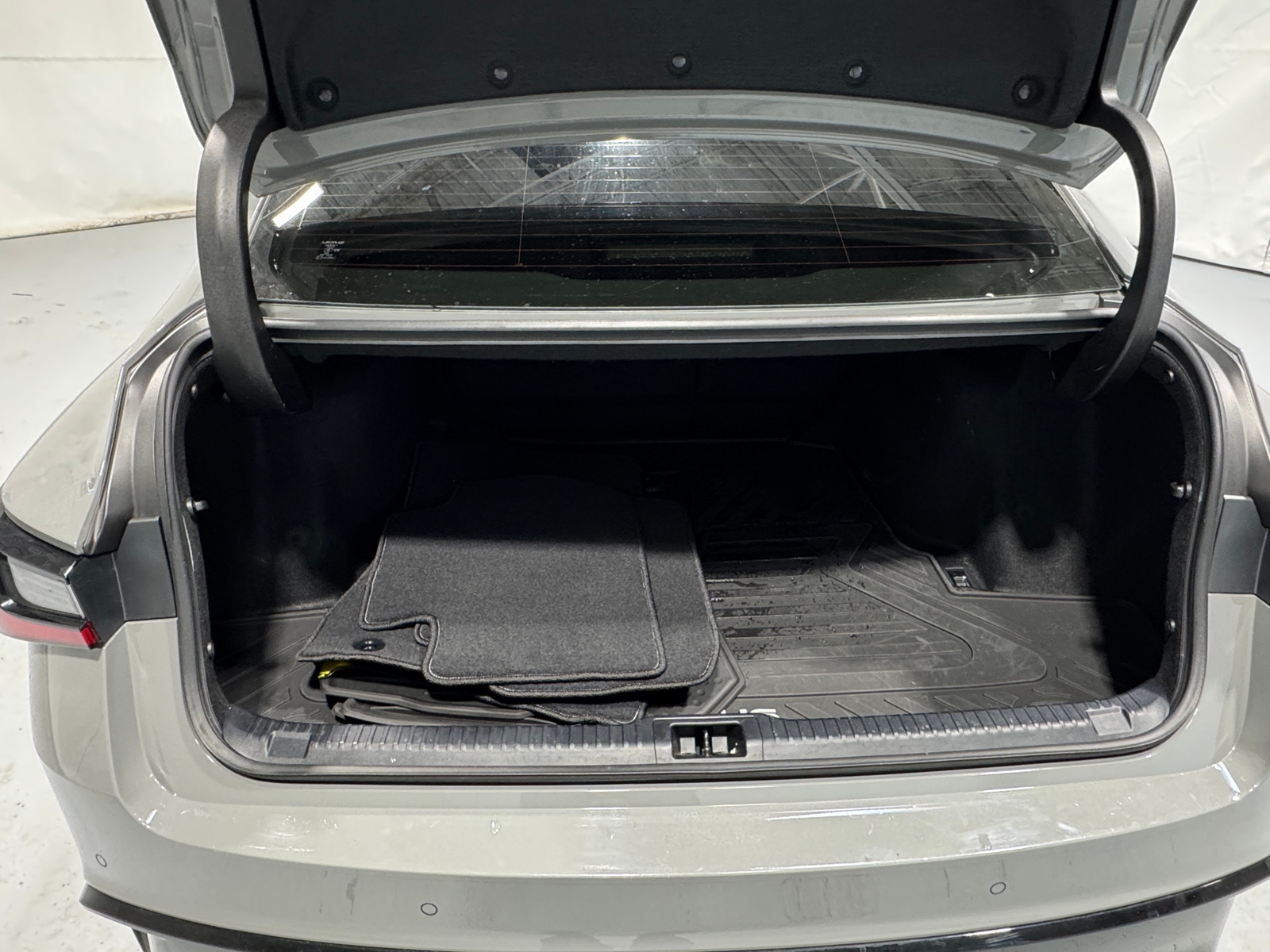 Thumbnail: 2023 Lexus IS - 6