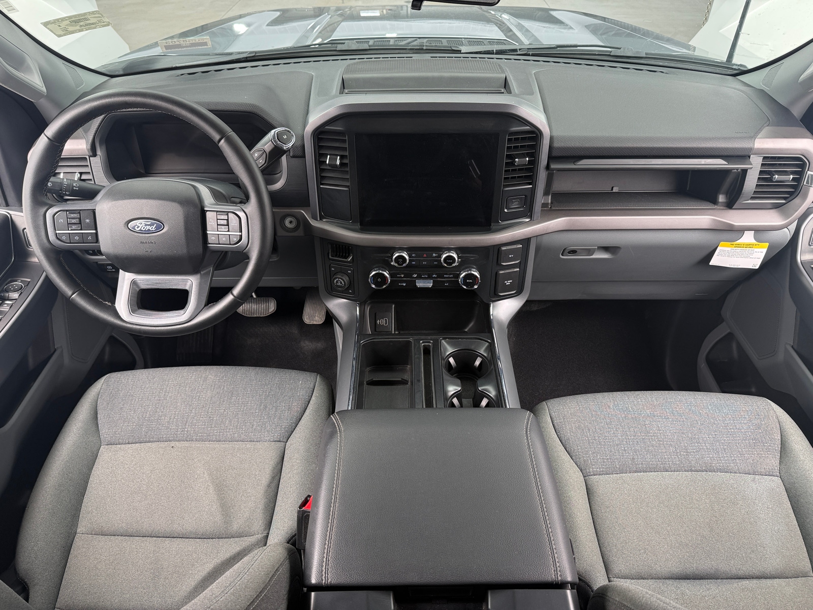 Thumbnail: 2025 Ford Econoline - 3