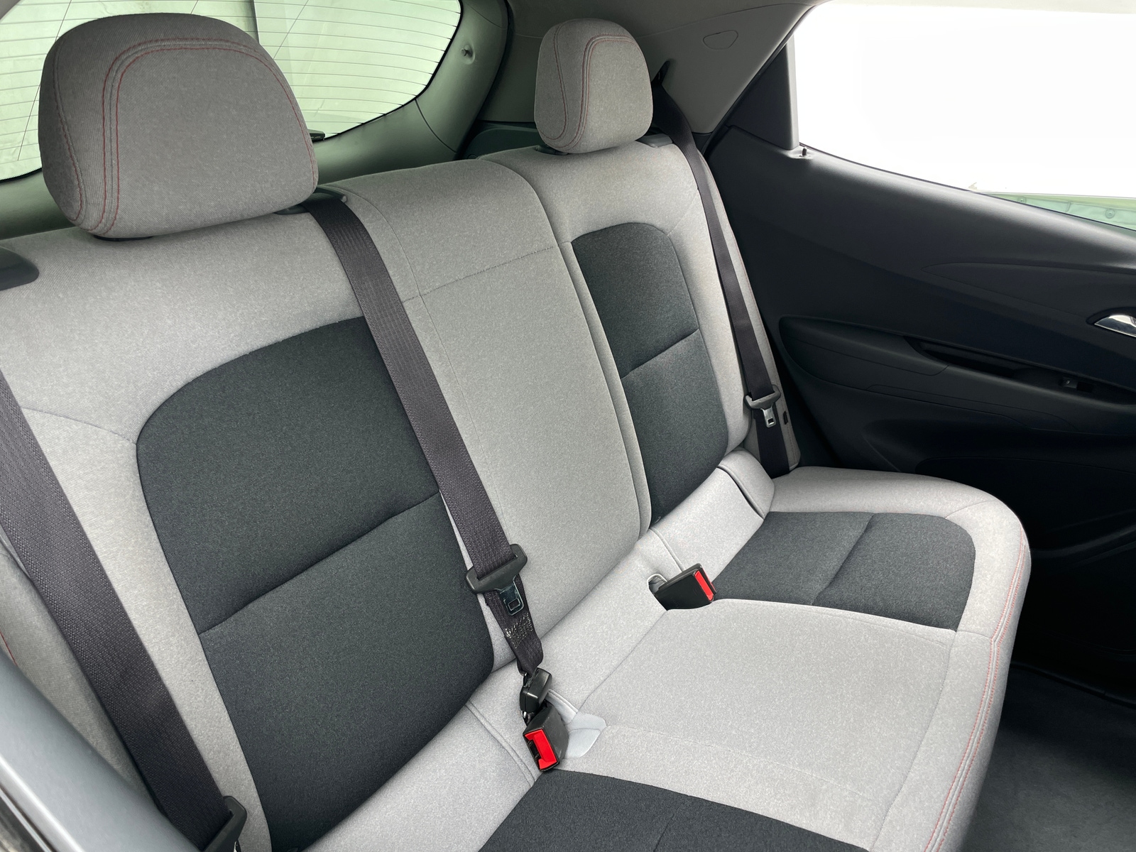 Thumbnail: 2017 Chevrolet Bolt EV - 6