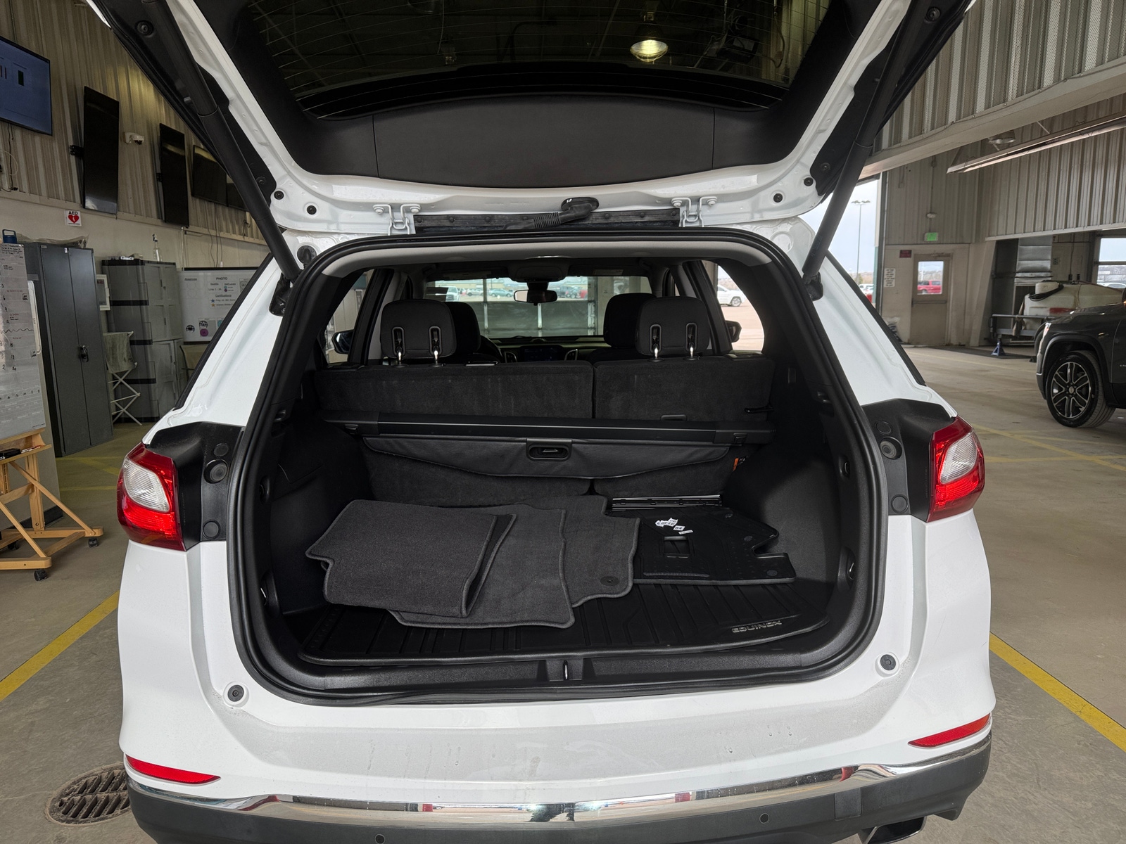 Thumbnail: 2020 Chevrolet Equinox - 7