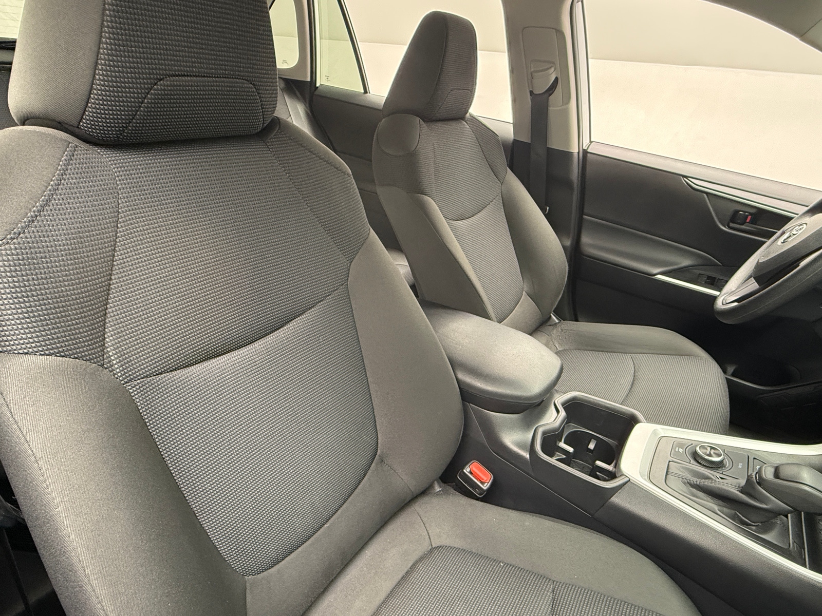 Thumbnail: 2025 Toyota RAV4 - 2