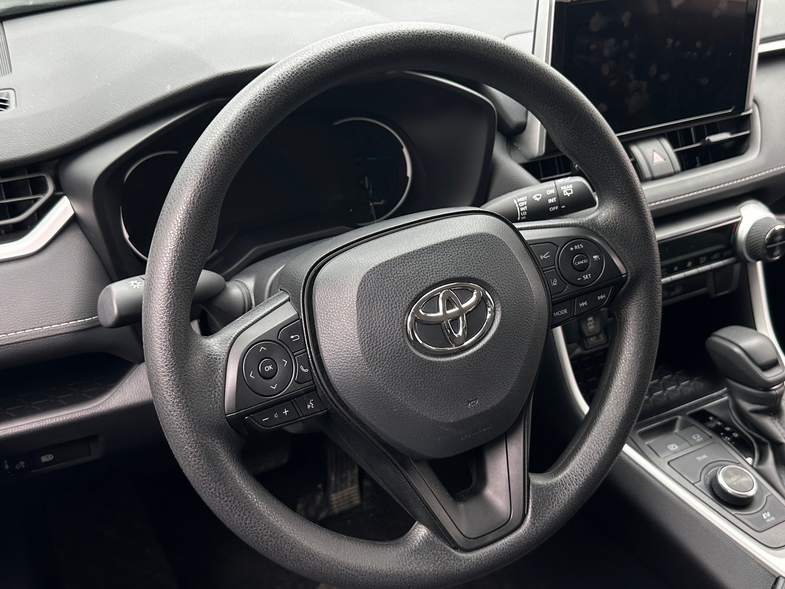 Thumbnail: 2025 Toyota RAV4 - 5