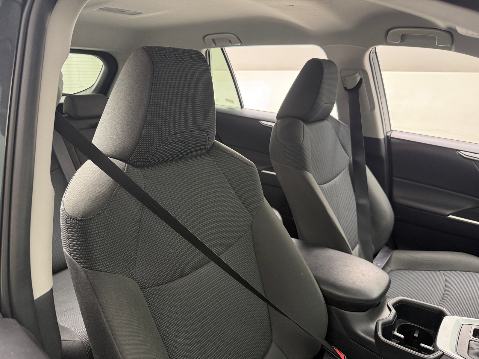 Thumbnail: 2025 Toyota RAV4 - 2