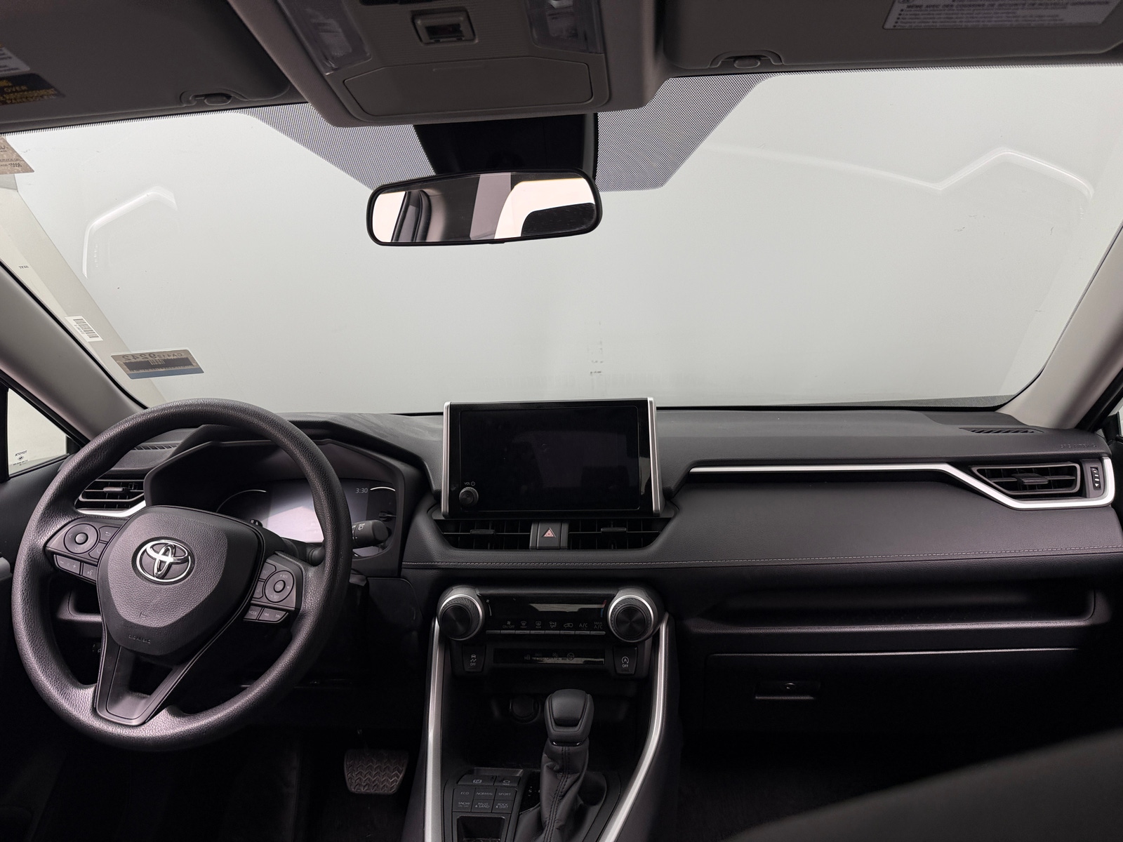 Thumbnail: 2025 Toyota RAV4 - 3