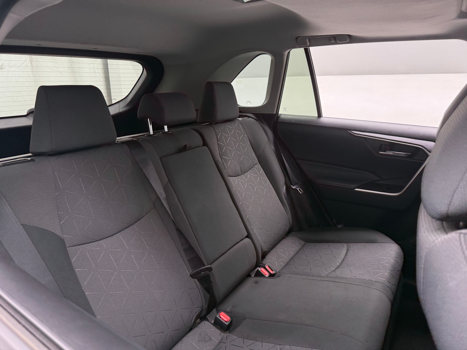 Thumbnail: 2020 Toyota RAV4 - 6