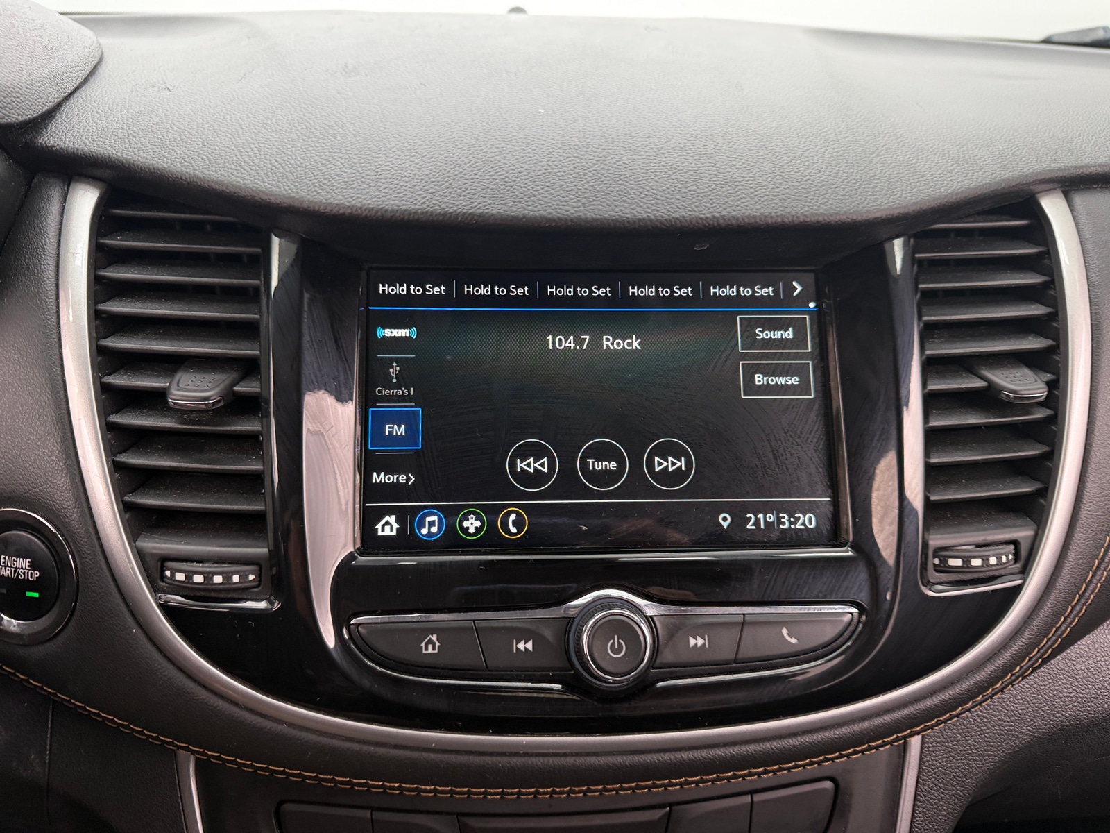 Thumbnail: 2019 Chevrolet Trax - 4