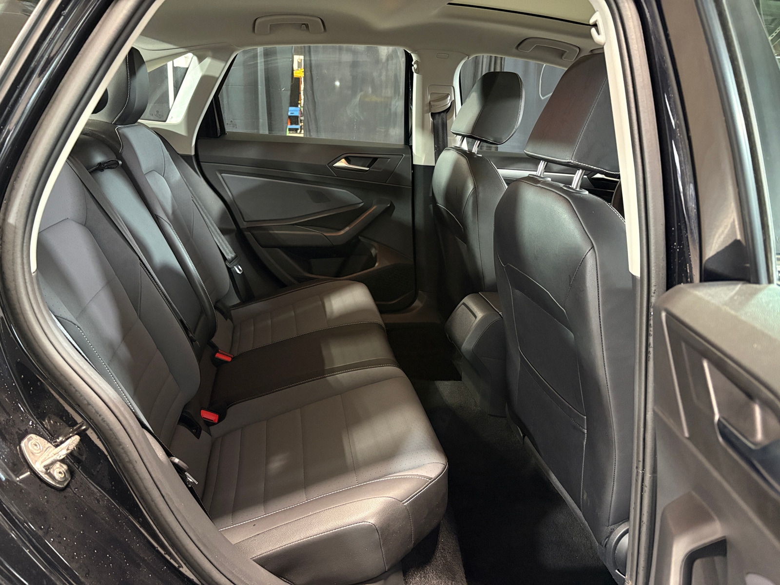 Thumbnail: 2025 Volkswagen Jetta - 5