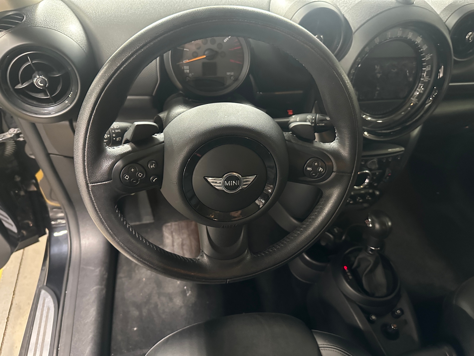 Thumbnail: 2015 MINI Cooper Paceman - 4