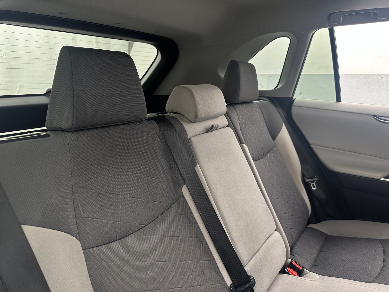 Thumbnail: 2022 Toyota RAV4 - 6