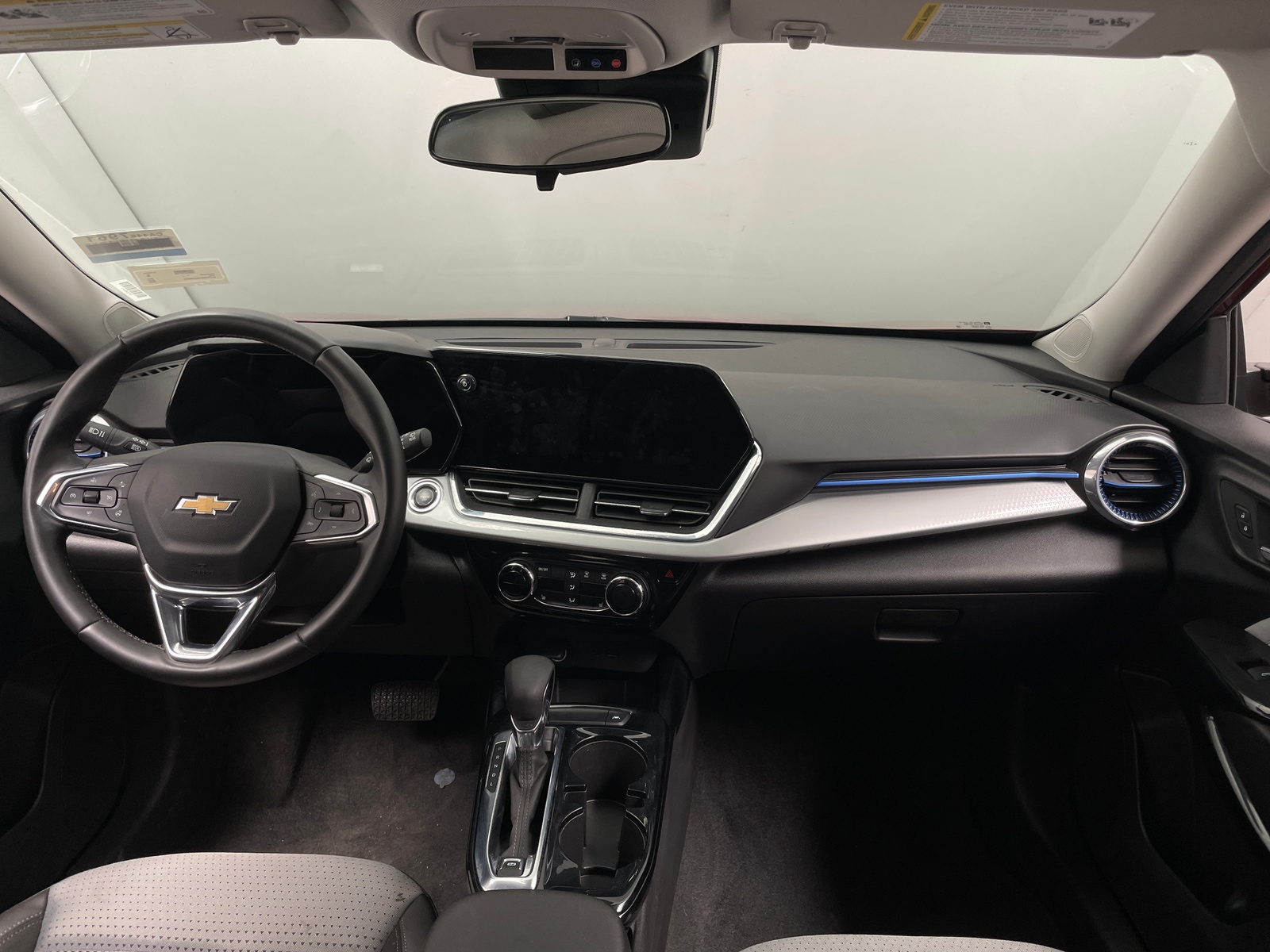 Thumbnail: 2025 Chevrolet Trax - 3