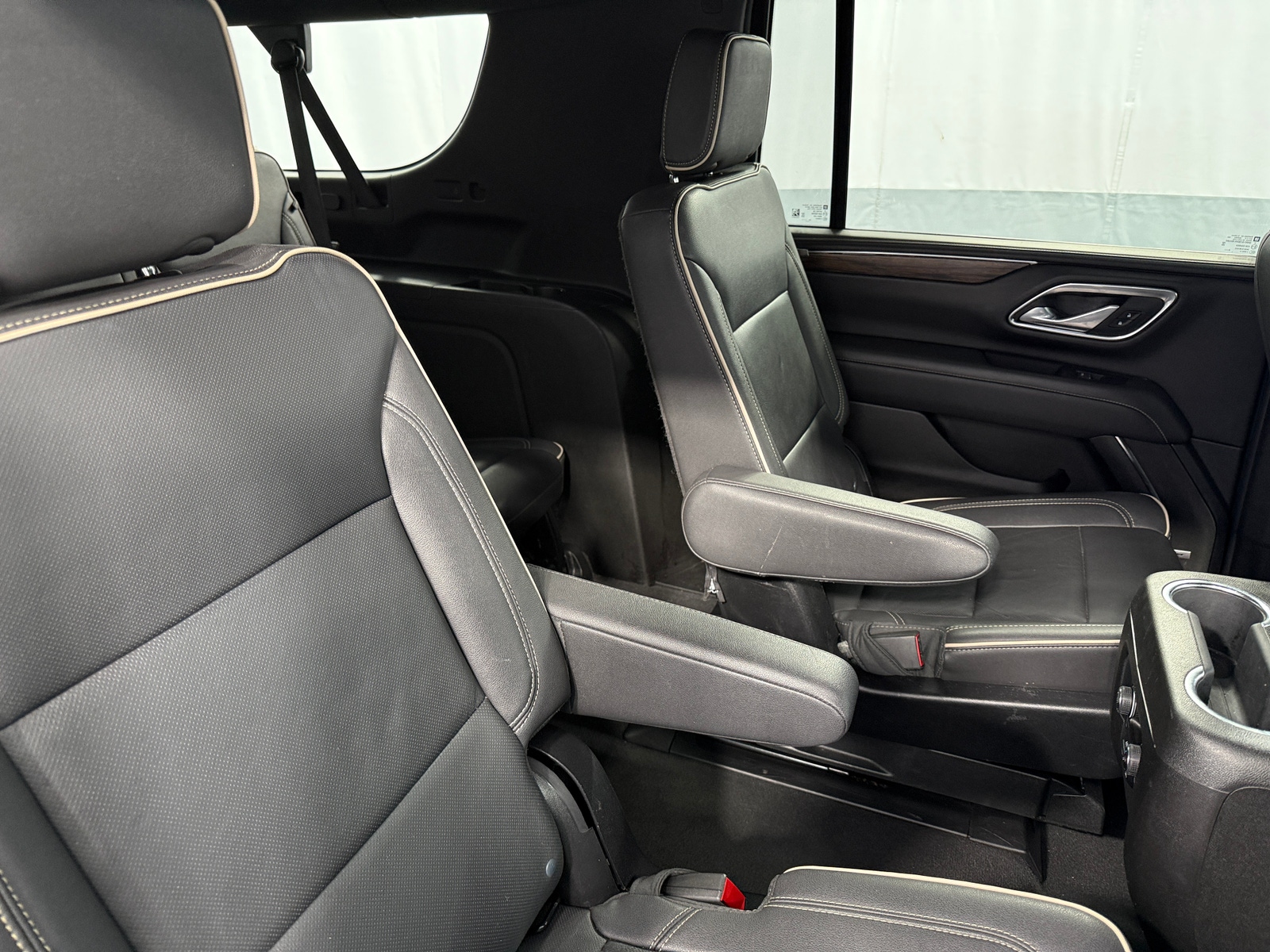 Thumbnail: 2023 Chevrolet Suburban - 5