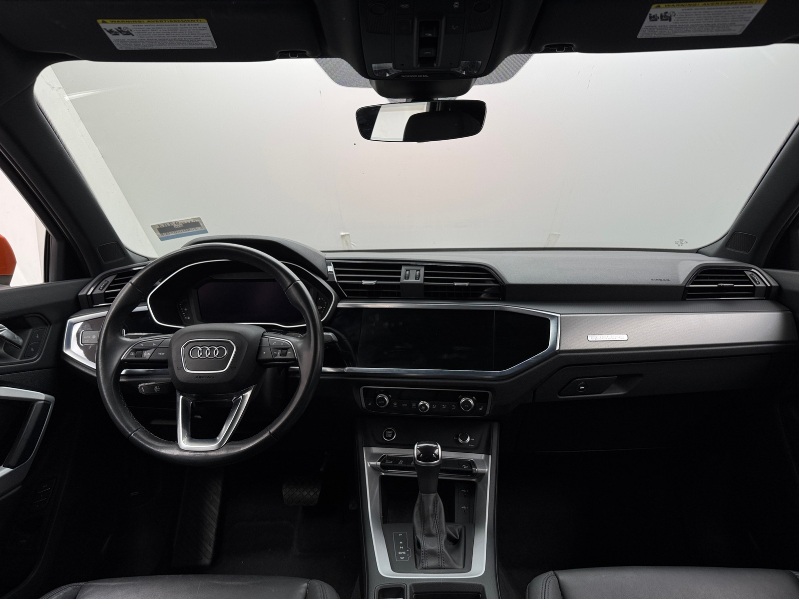 Thumbnail: 2023 Audi Q3 - 2