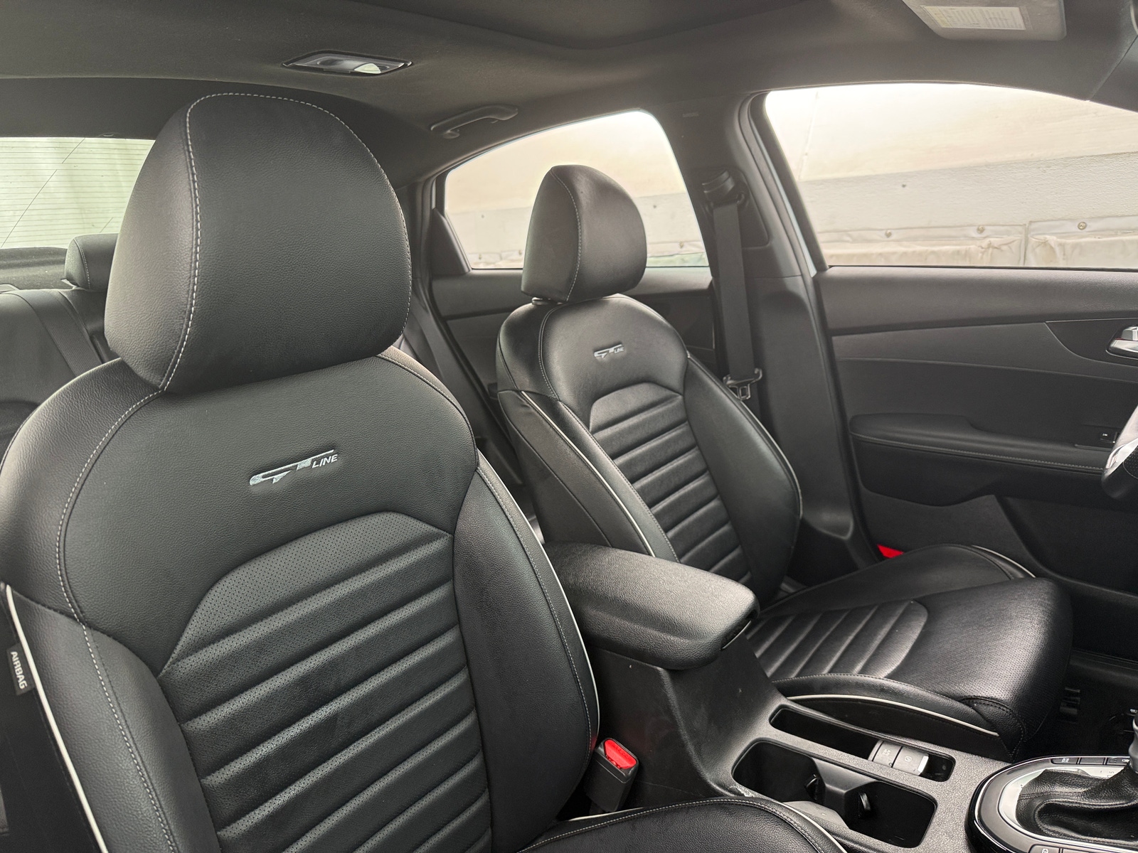 Thumbnail: 2022 Kia Forte - 2