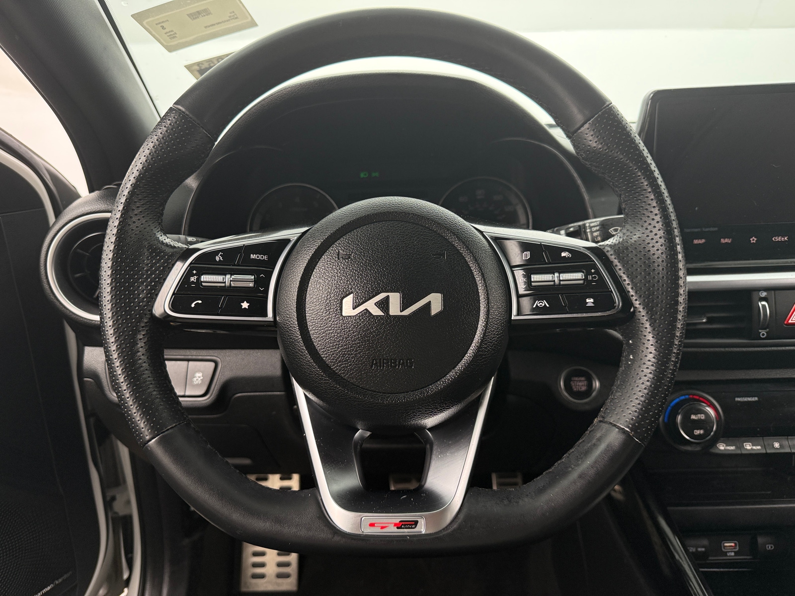 Thumbnail: 2022 Kia Forte - 5